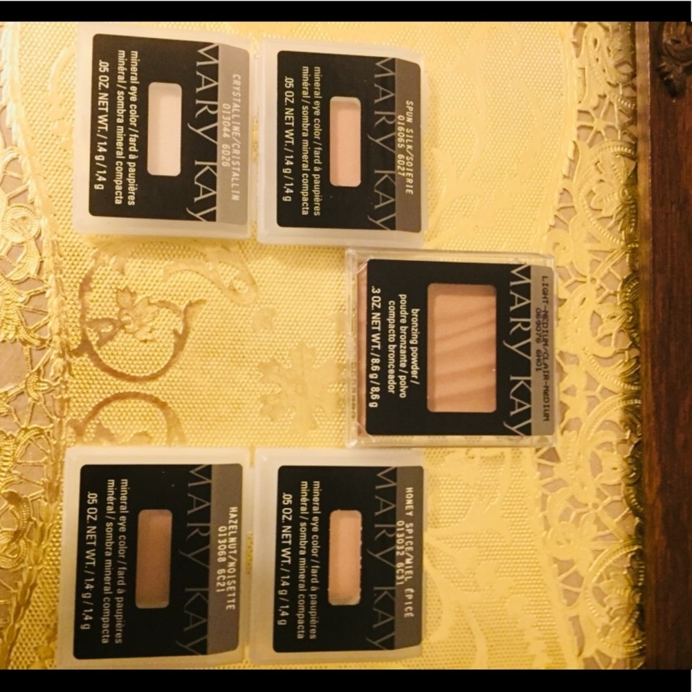 Mary Kay set 5 **new**